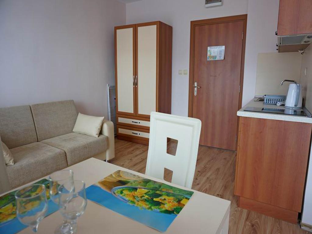 Gt Down Park Apartments Slăntjev Brjag Rum bild
