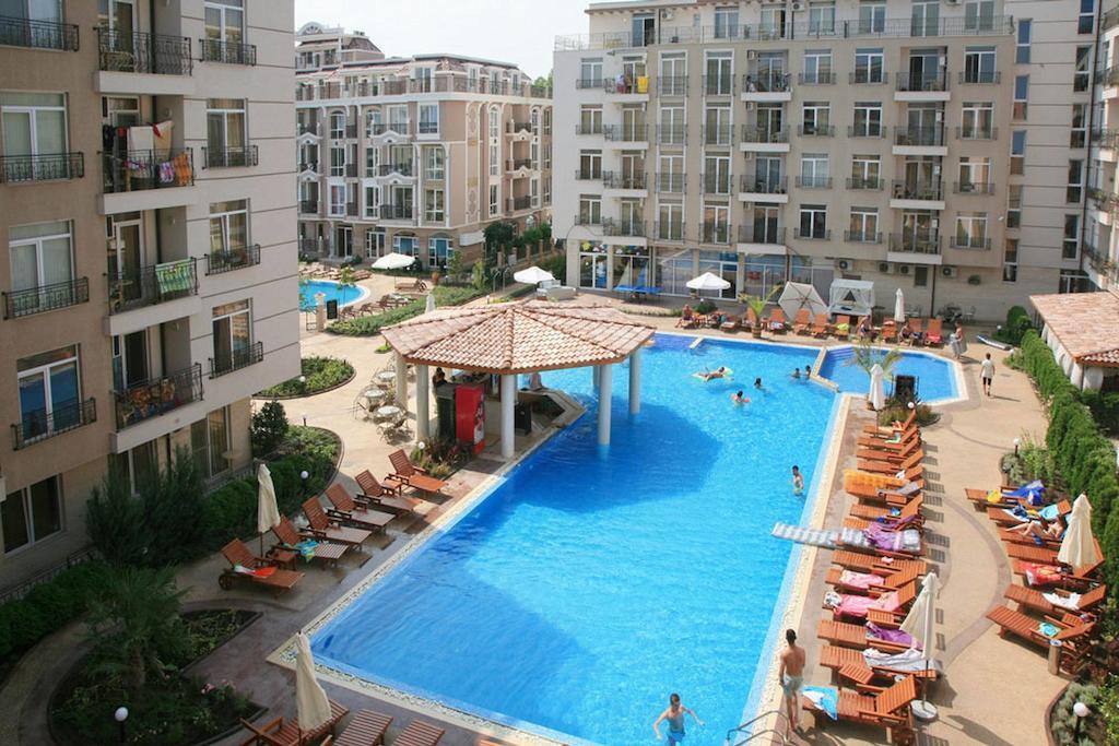 Gt Down Park Apartments Slăntjev Brjag Exteriör bild